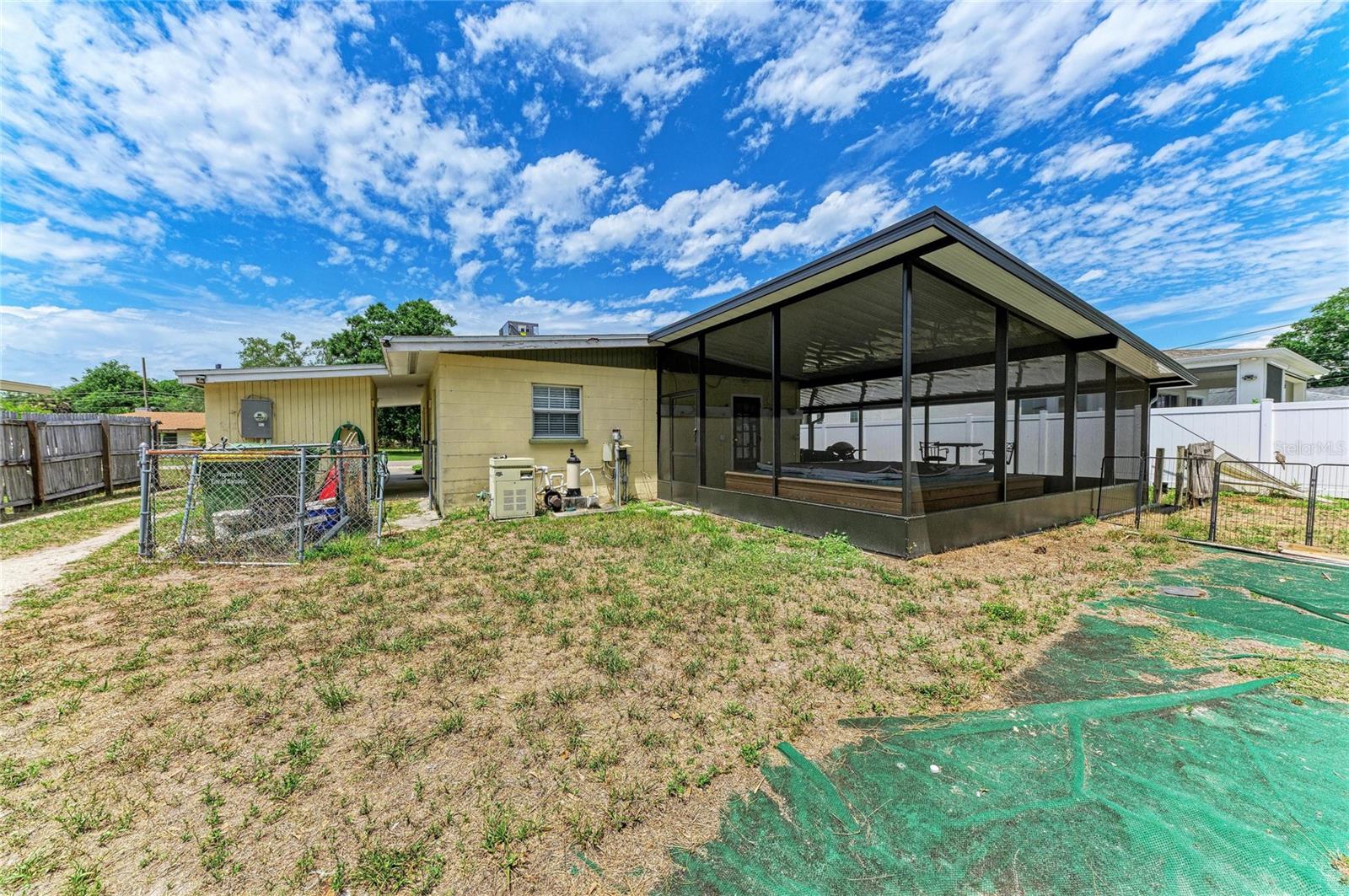 2564 WOOD ST, SARASOTA, FL, 34237