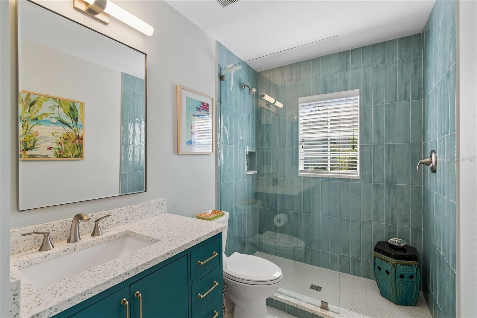 2941 W BAYSHORE CT, TAMPA, FL, 33611