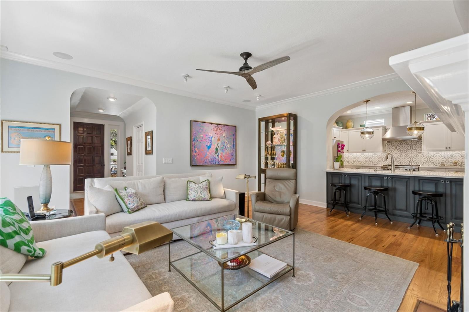 2941 W BAYSHORE CT, TAMPA, FL, 33611