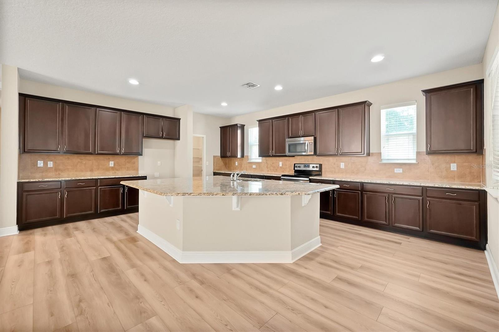 7922 WINTER WREN ST, WINTER GARDEN, FL, 34787