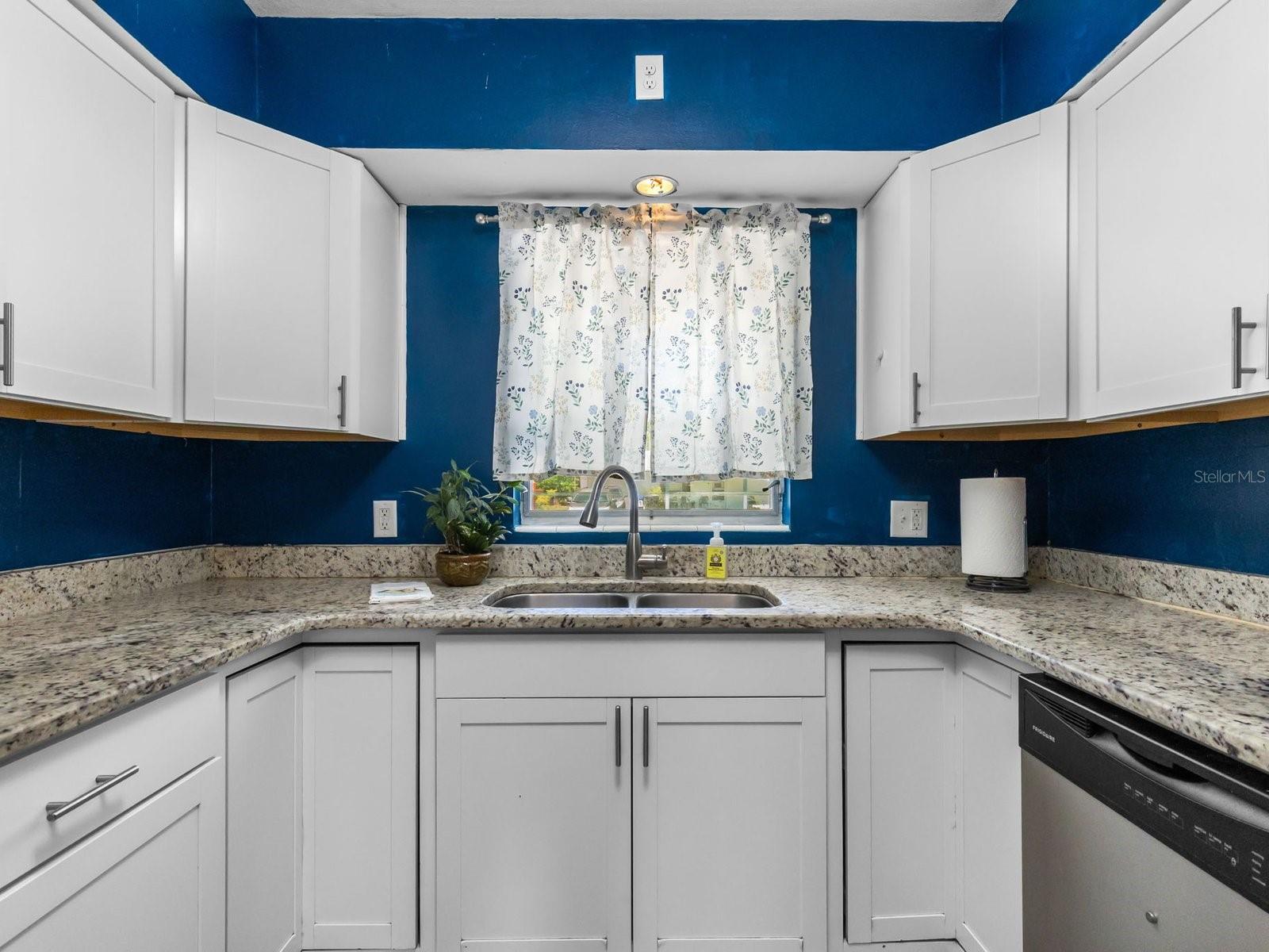 983 EMERSON DR, DUNEDIN, FL, 34698