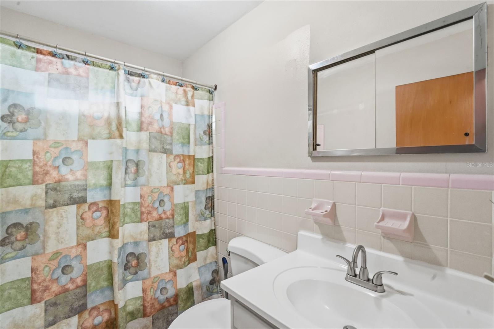 1713 PINE AVE, DELAND, FL, 32724