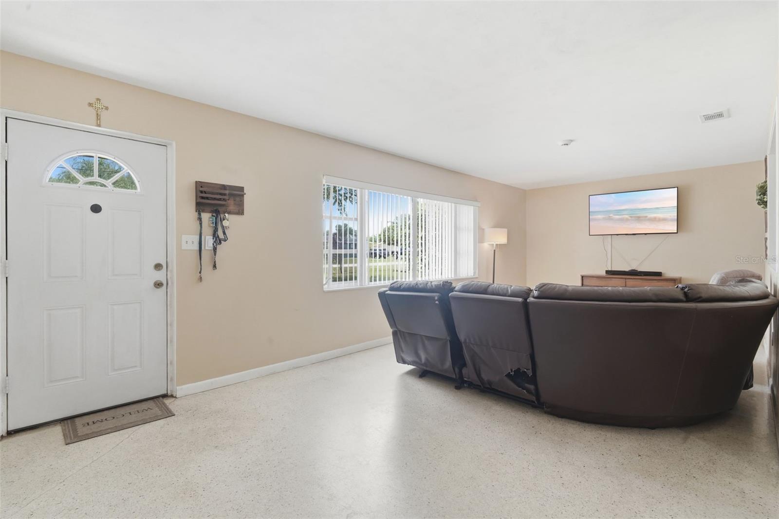 1713 PINE AVE, DELAND, FL, 32724