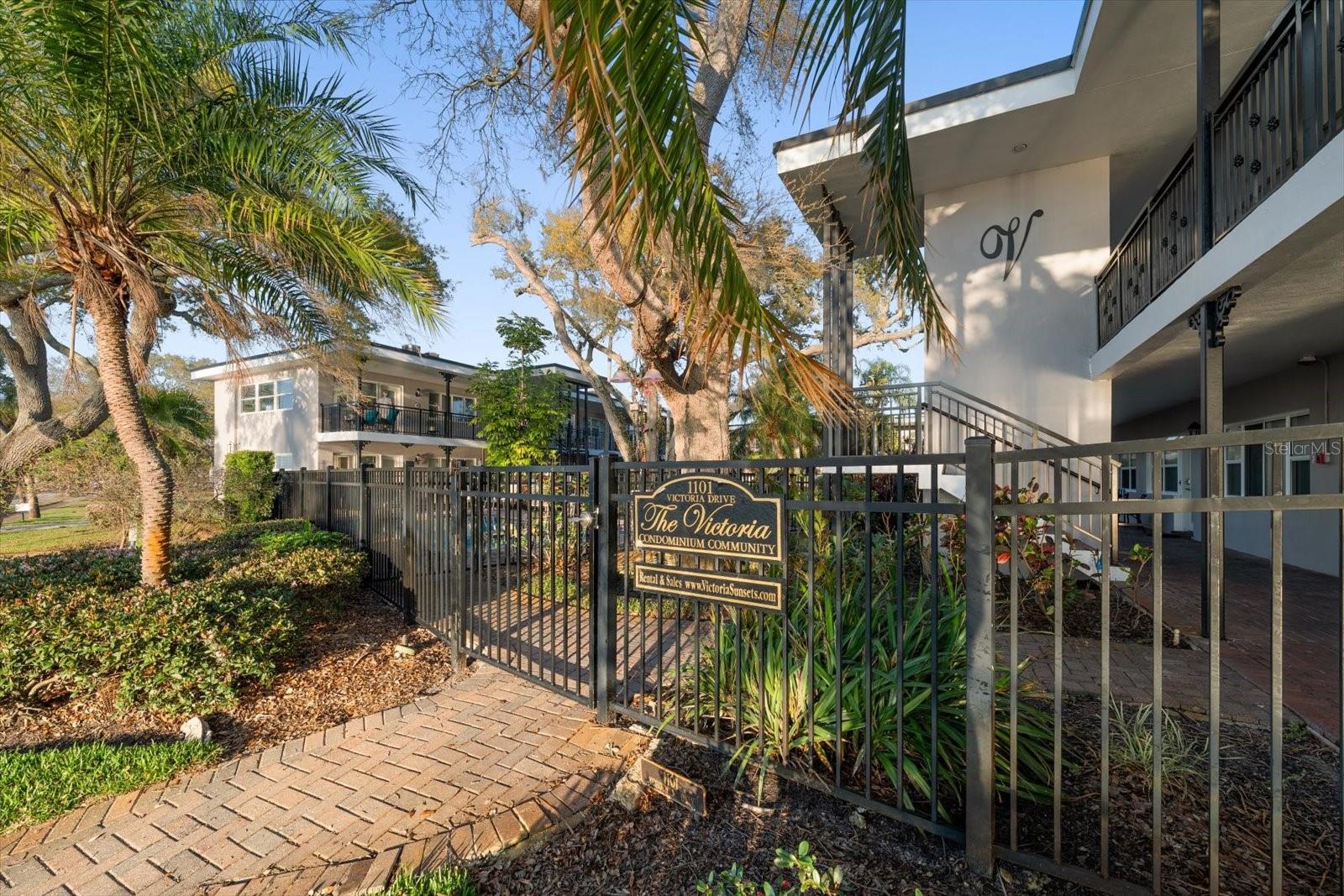 1101 VICTORIA DR #7, DUNEDIN, FL, 34698