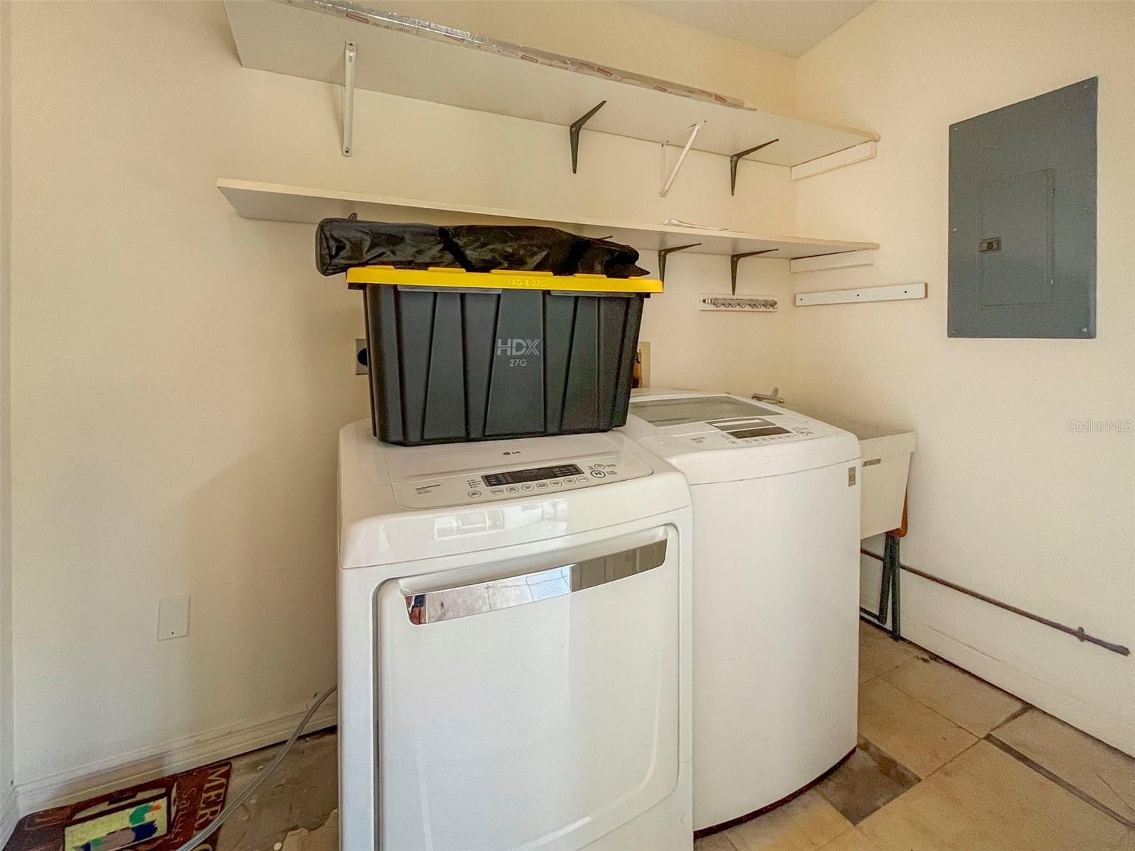 3957 PROCTOR RD, SARASOTA, FL, 34233