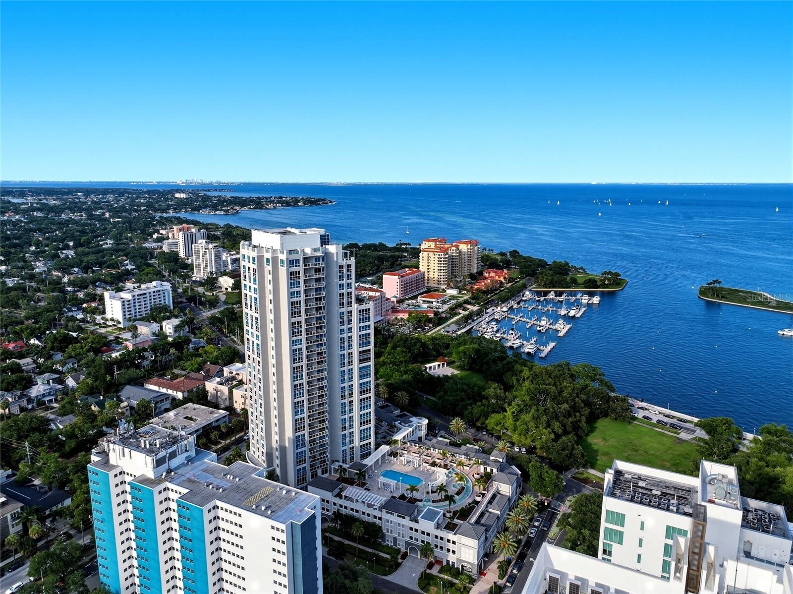 400 BEACH DR NE #401, ST PETERSBURG, FL, 33701