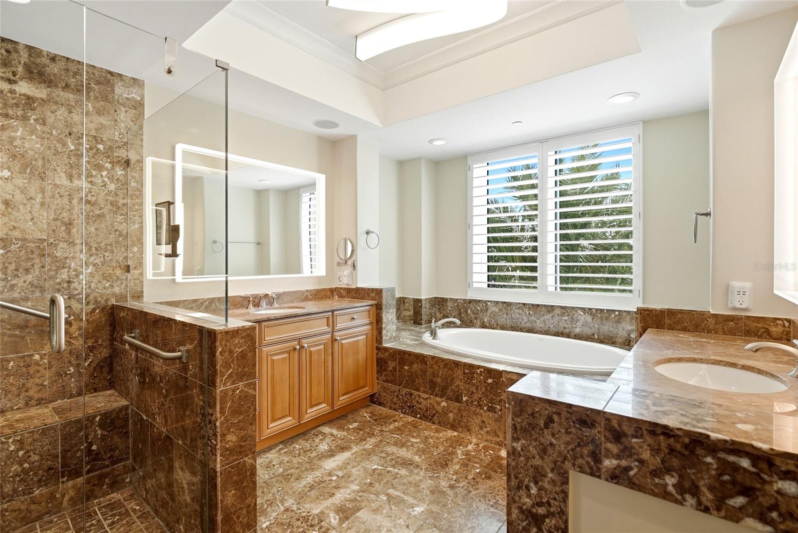 400 BEACH DR NE #401, ST PETERSBURG, FL, 33701