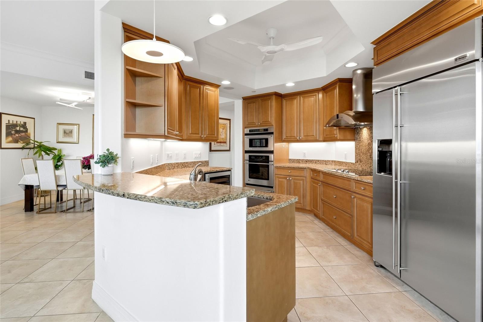 400 BEACH DR NE #401, ST PETERSBURG, FL, 33701