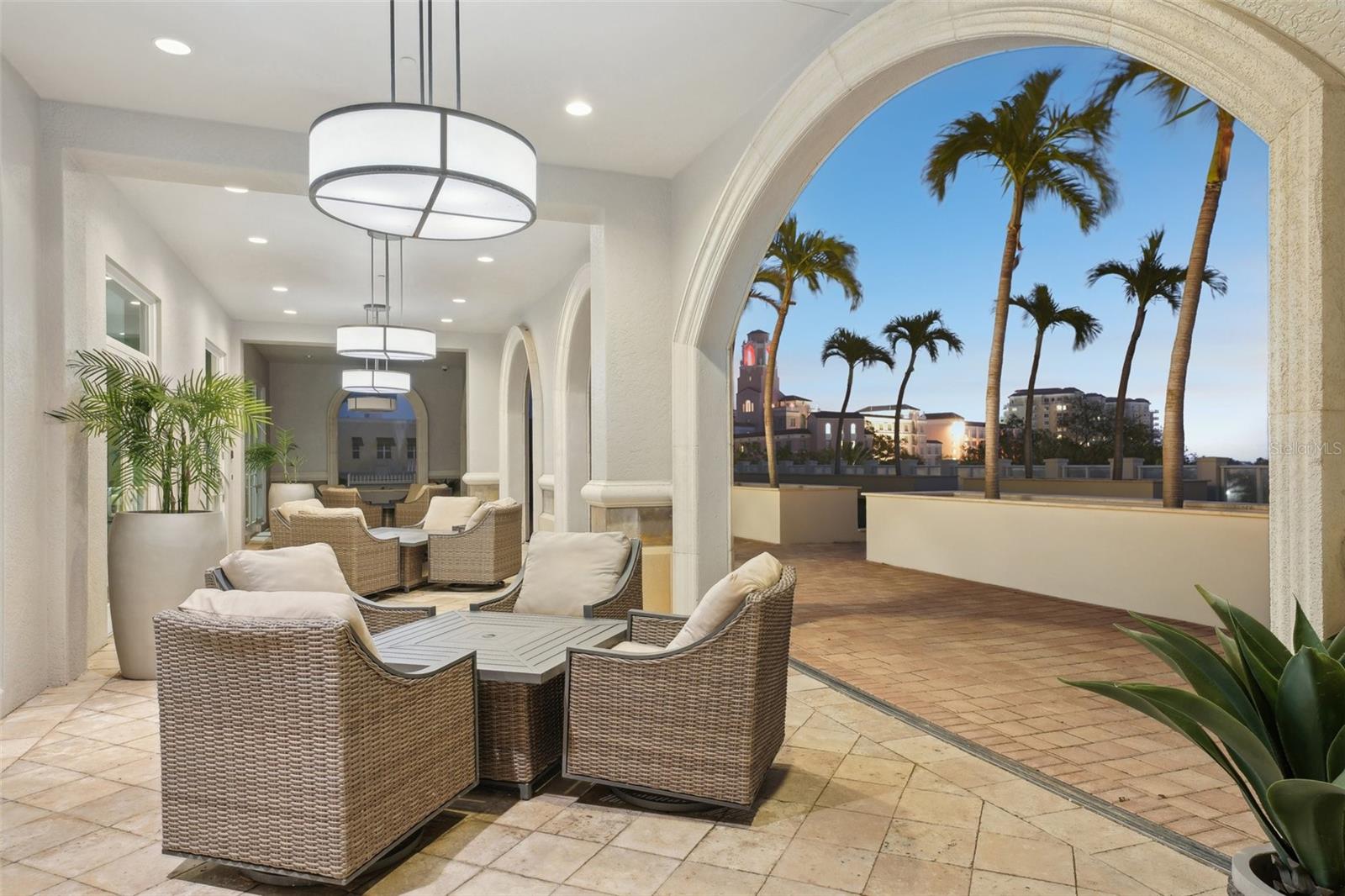 400 BEACH DR NE #401, ST PETERSBURG, FL, 33701