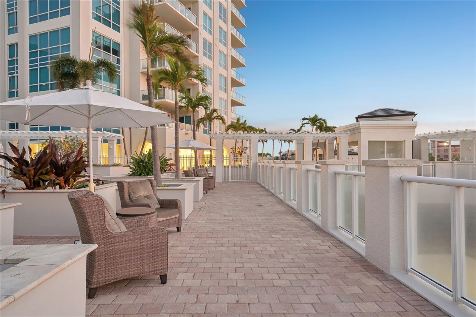 400 BEACH DR NE #401, ST PETERSBURG, FL, 33701