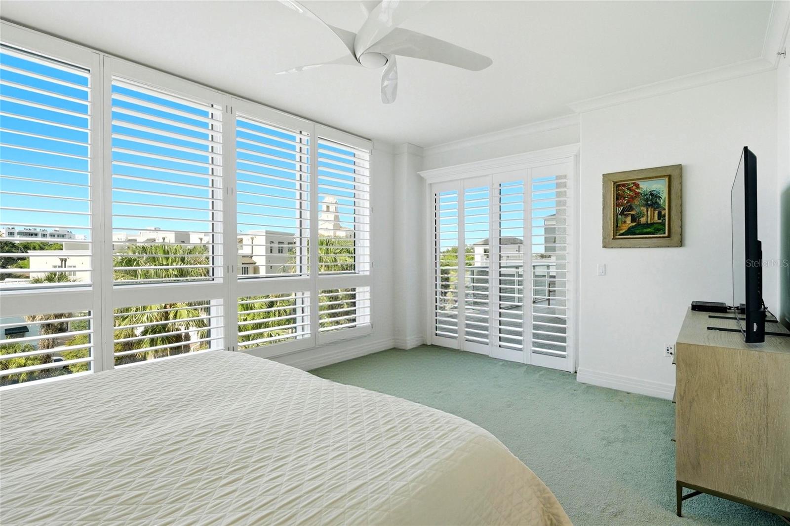 400 BEACH DR NE #401, ST PETERSBURG, FL, 33701