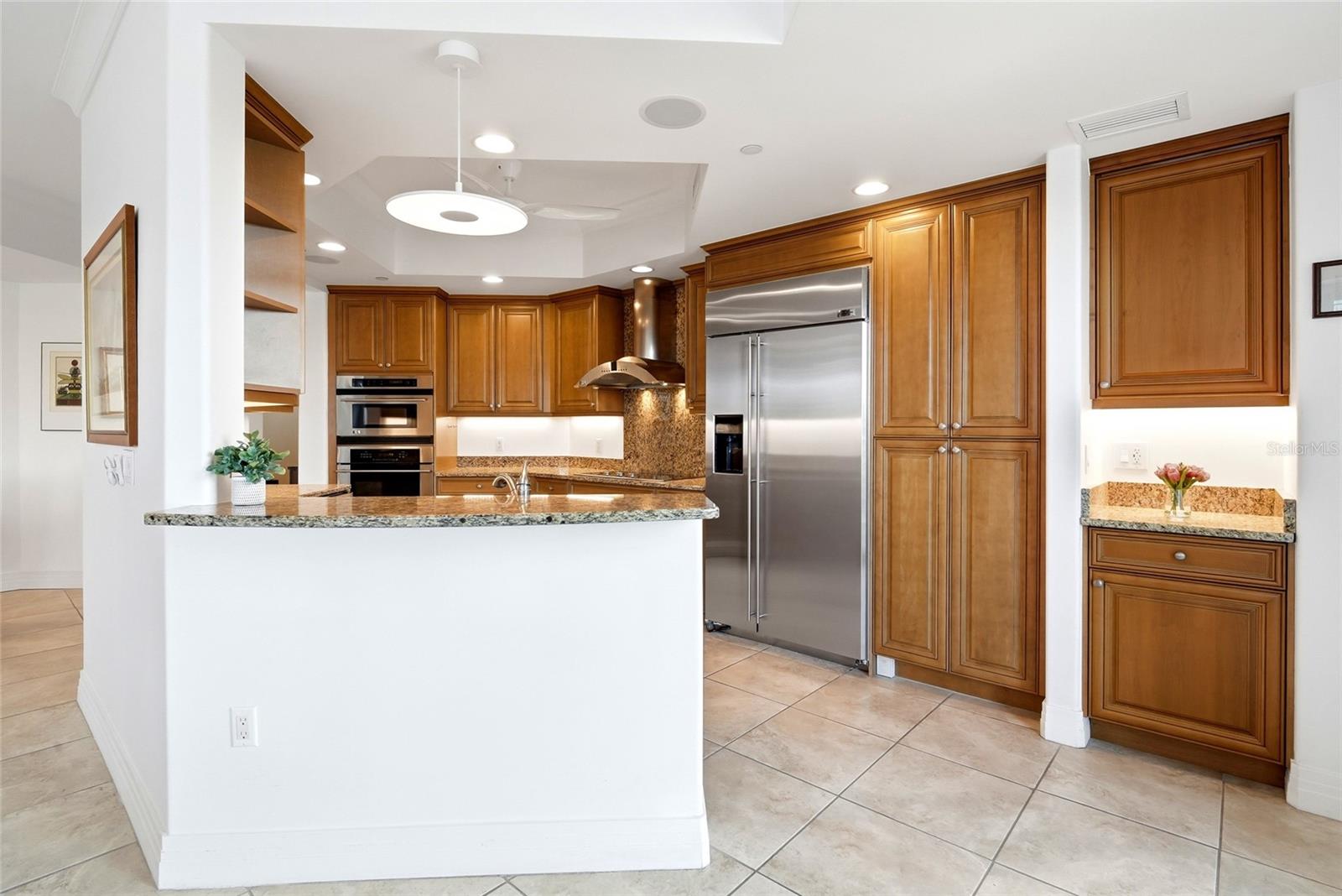 400 BEACH DR NE #401, ST PETERSBURG, FL, 33701