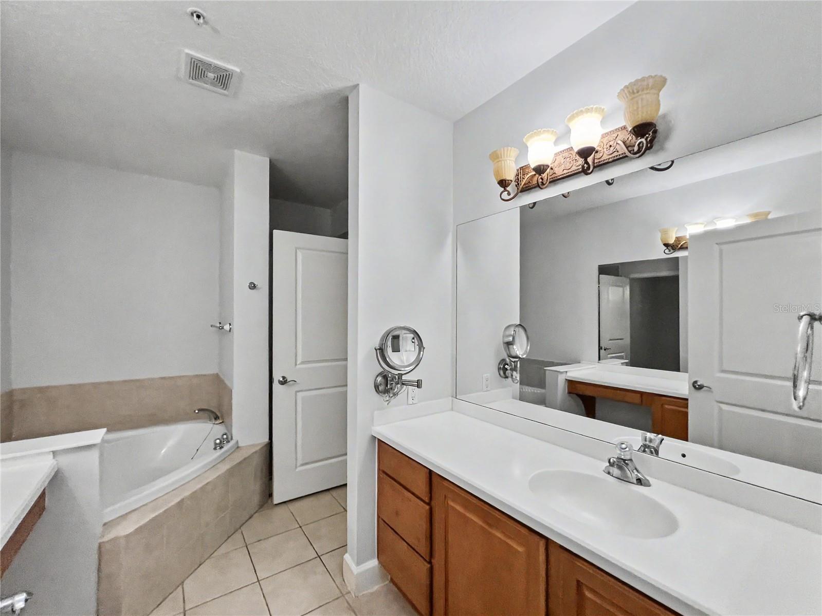 1230 WRIGHT CIR #108, CELEBRATION, FL, 34747