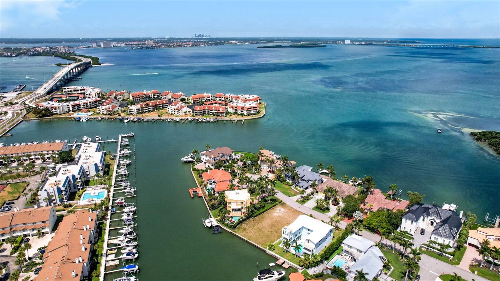 1 1ST AVE S, TIERRA VERDE, FL, 33715