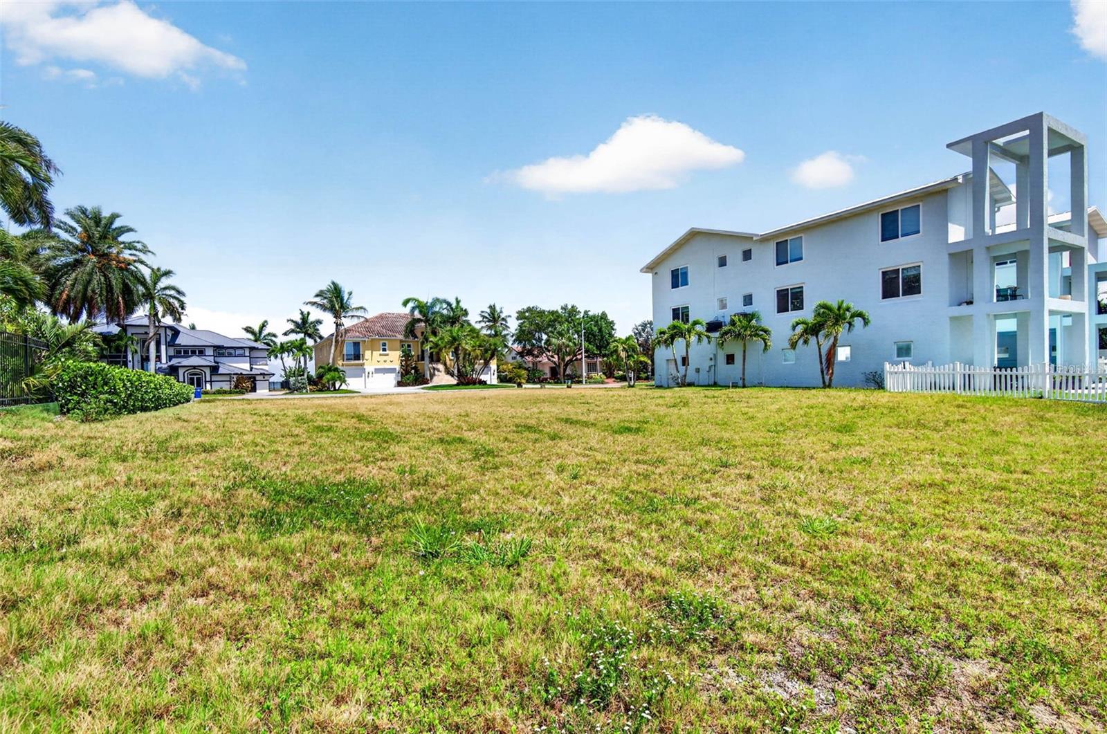 1 1ST AVE S, TIERRA VERDE, FL, 33715