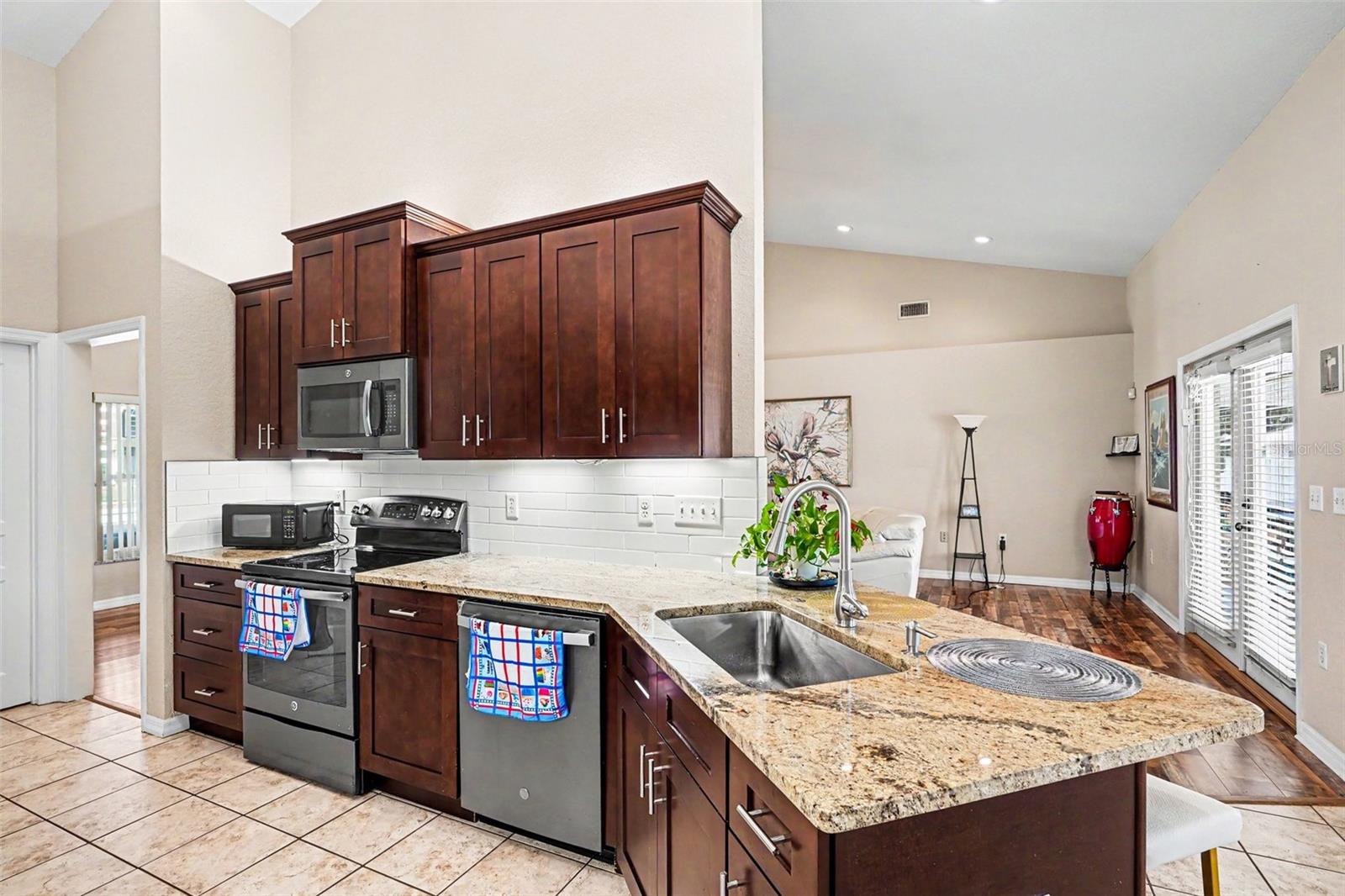 113 SHADDOCK DR, AUBURNDALE, FL, 33823