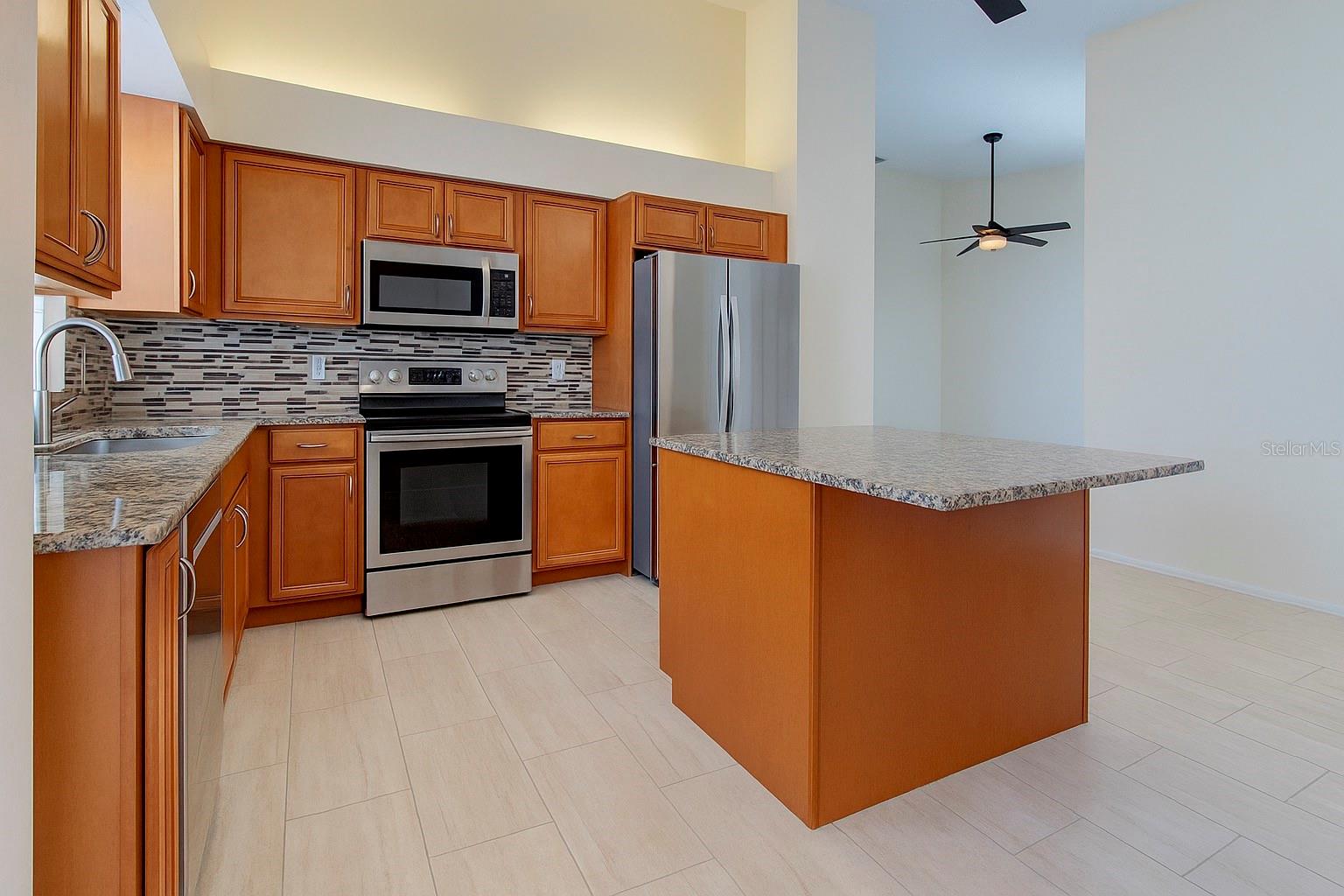 3867 DARSTON ST, PALM HARBOR, FL, 34685