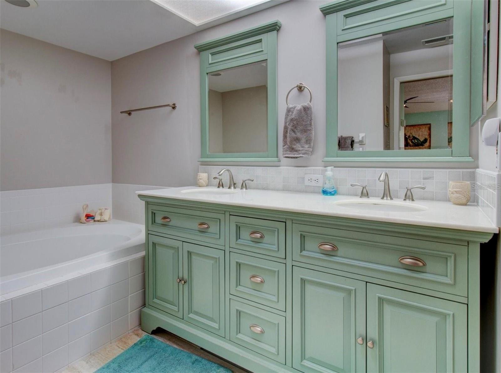 3867 DARSTON ST, PALM HARBOR, FL, 34685