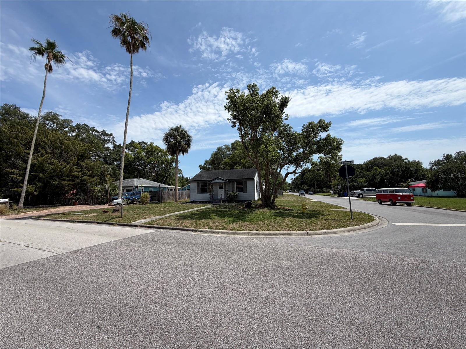 453 SAN SALVADOR DR, DUNEDIN, FL, 34698