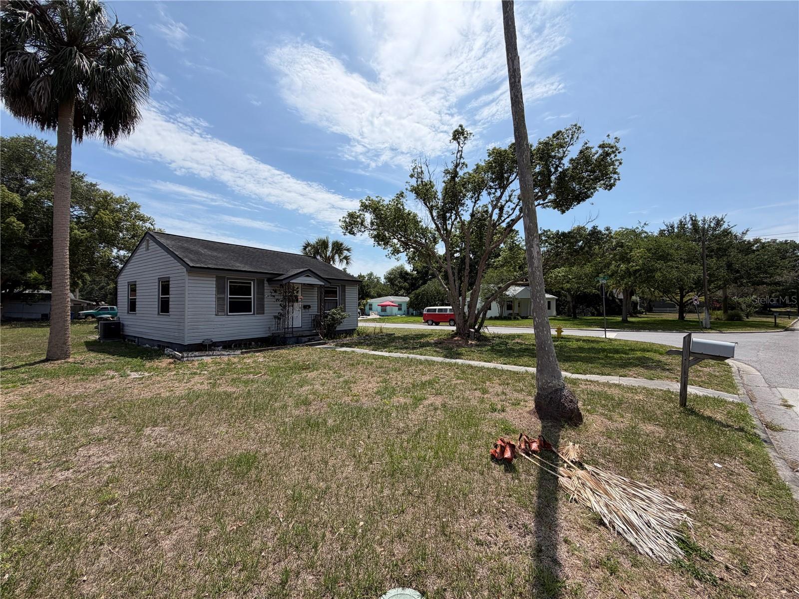 453 SAN SALVADOR DR, DUNEDIN, FL, 34698