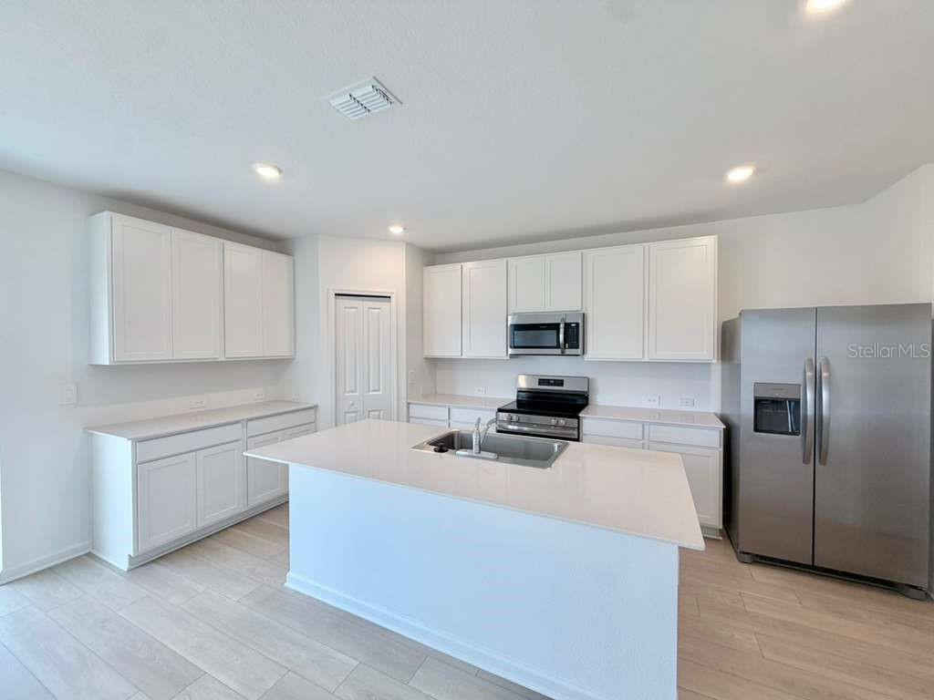 6472 DOMIZIO DR, WINTER HAVEN, FL, 33884