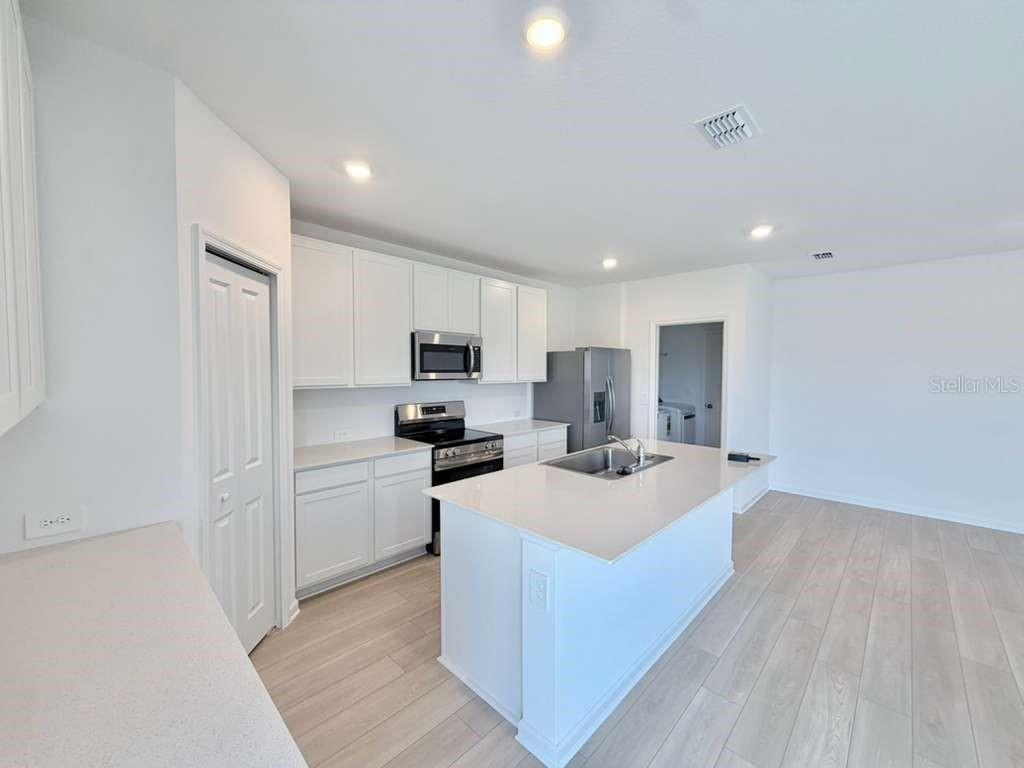 6472 DOMIZIO DR, WINTER HAVEN, FL, 33884