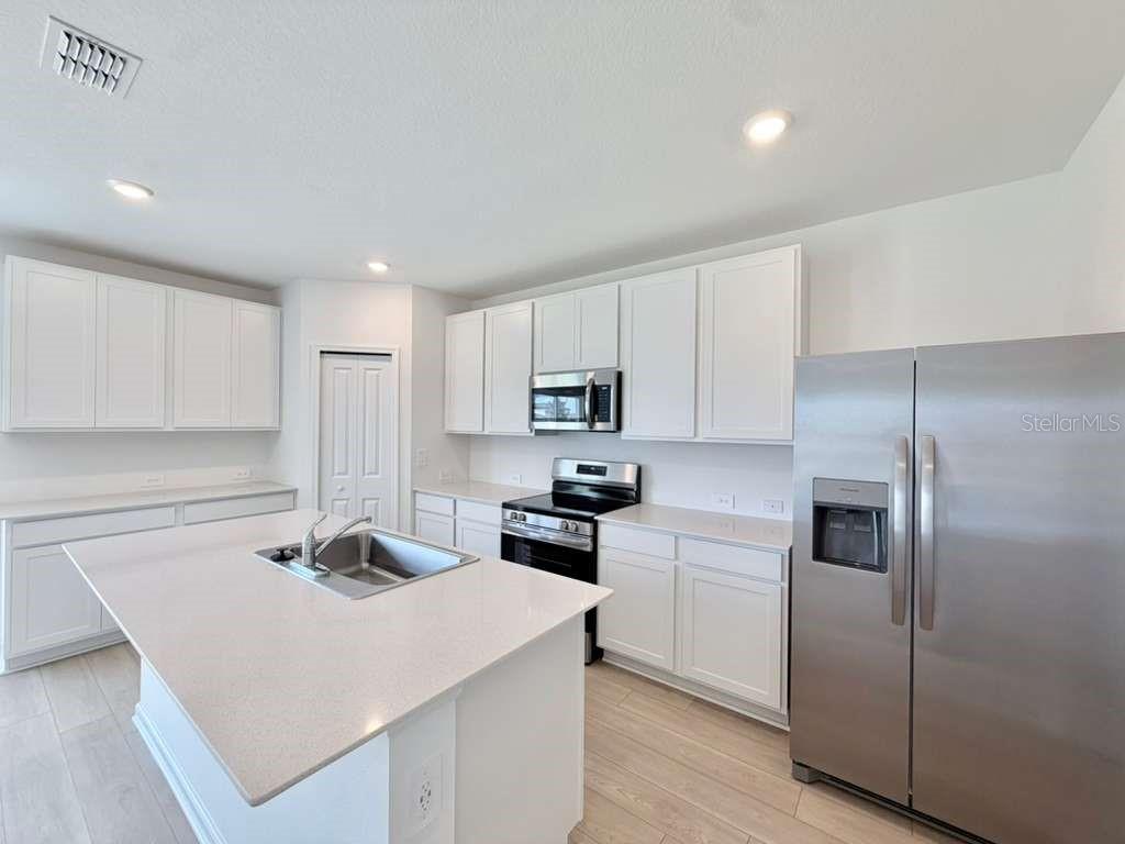 6472 DOMIZIO DR, WINTER HAVEN, FL, 33884