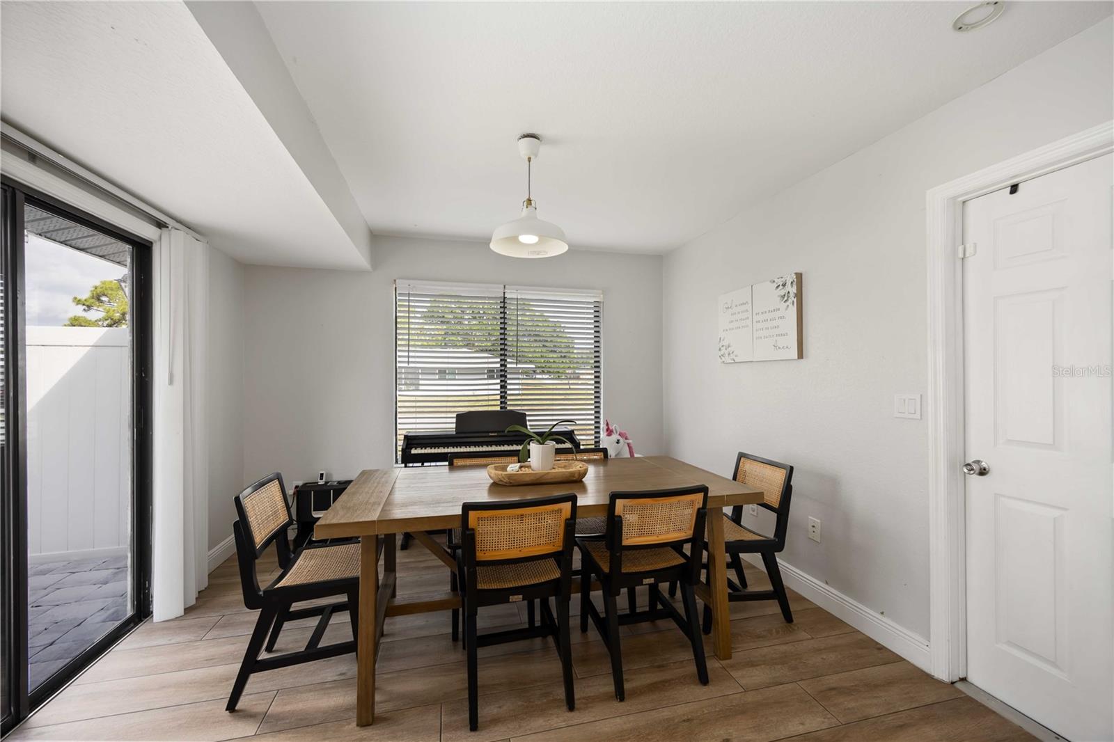 6775 DENNISON AVE, NORTH PORT, FL, 34287