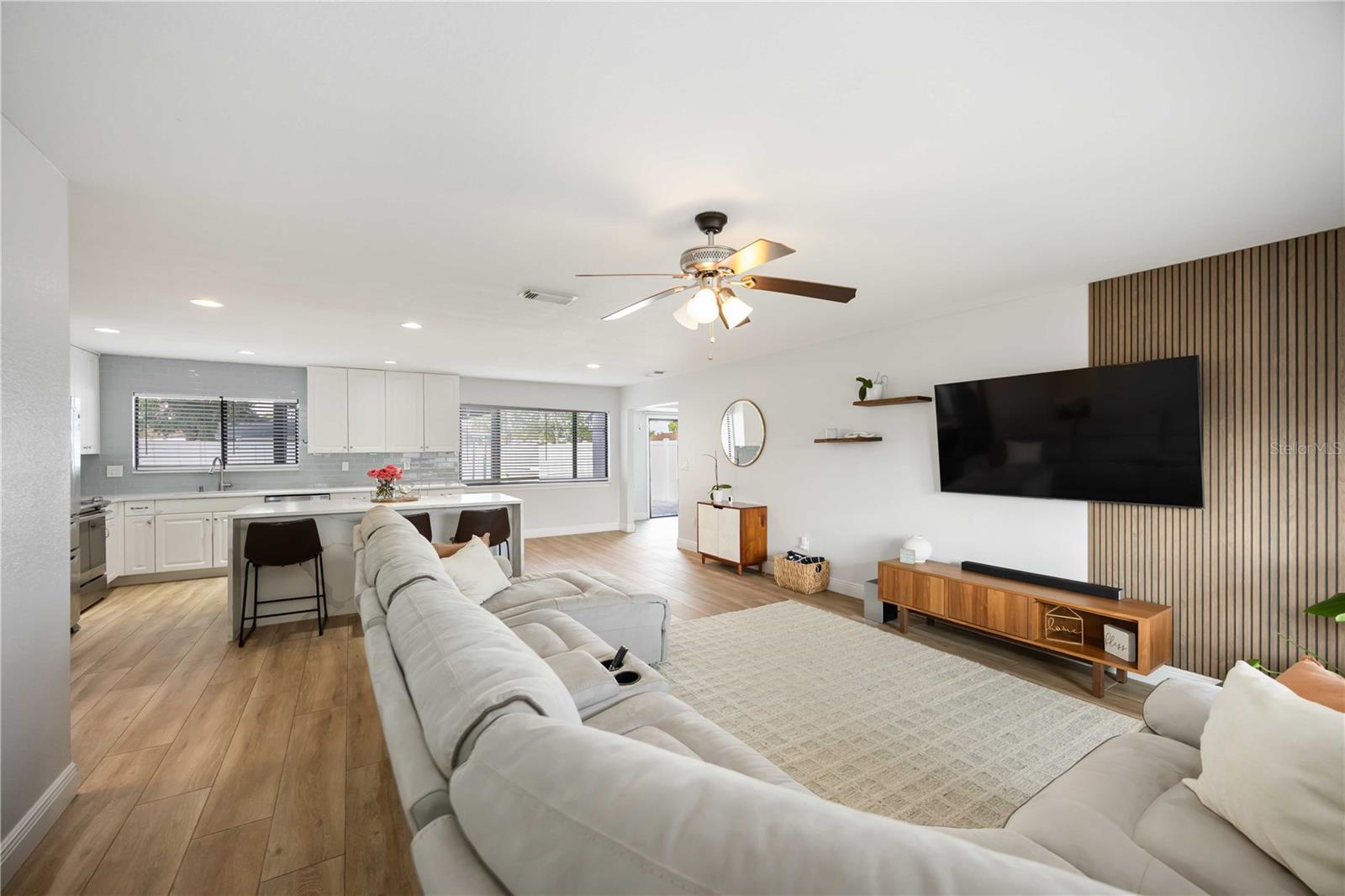 6775 DENNISON AVE, NORTH PORT, FL, 34287