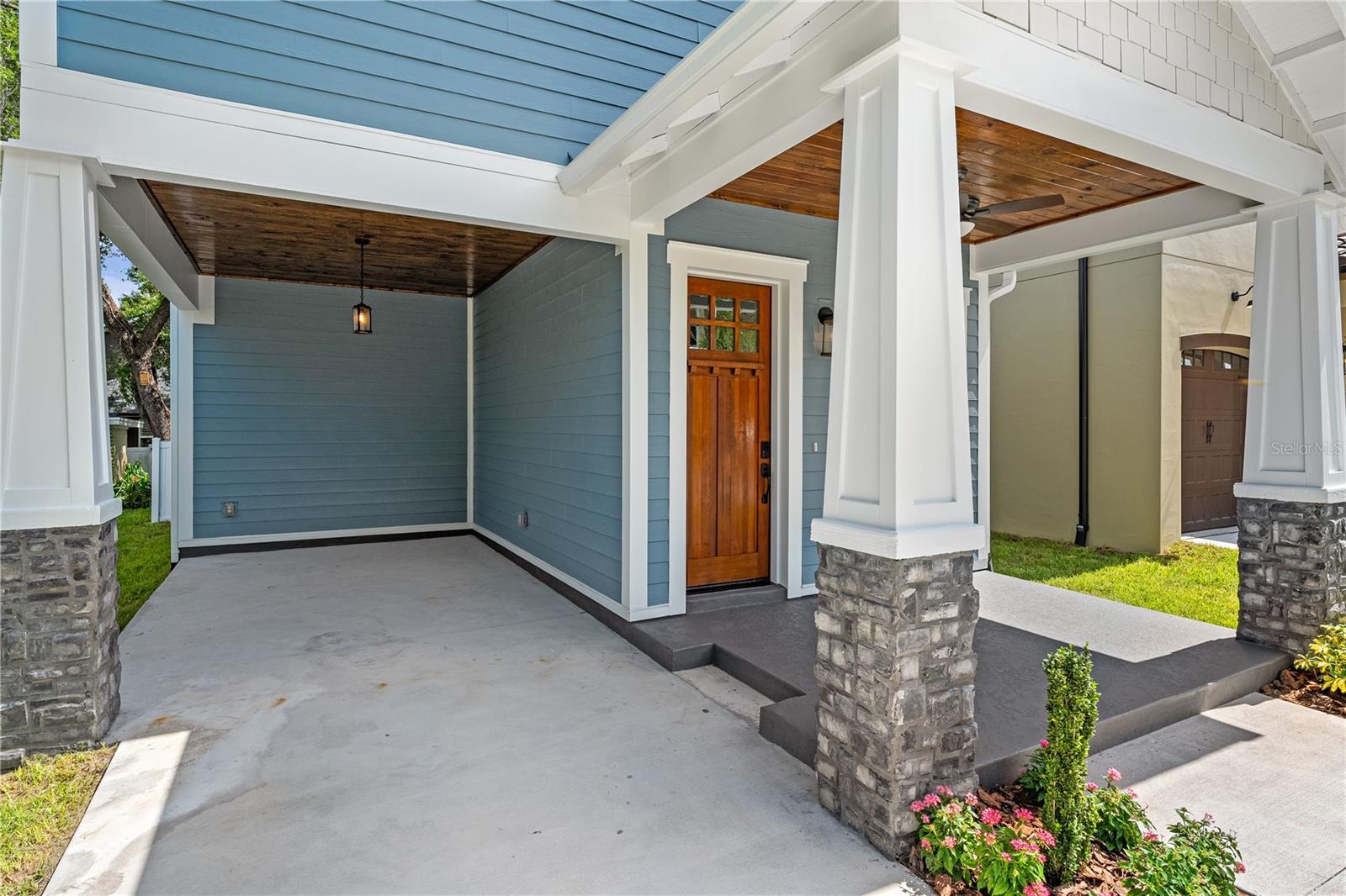 115 W HIAWATHA ST #1/2, TAMPA, FL, 33604