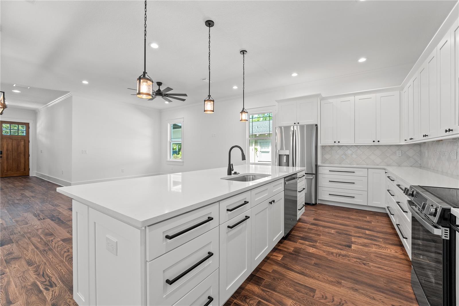 115 W HIAWATHA ST #1/2, TAMPA, FL, 33604
