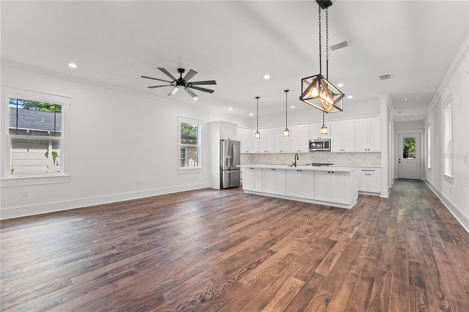115 W HIAWATHA ST #1/2, TAMPA, FL, 33604