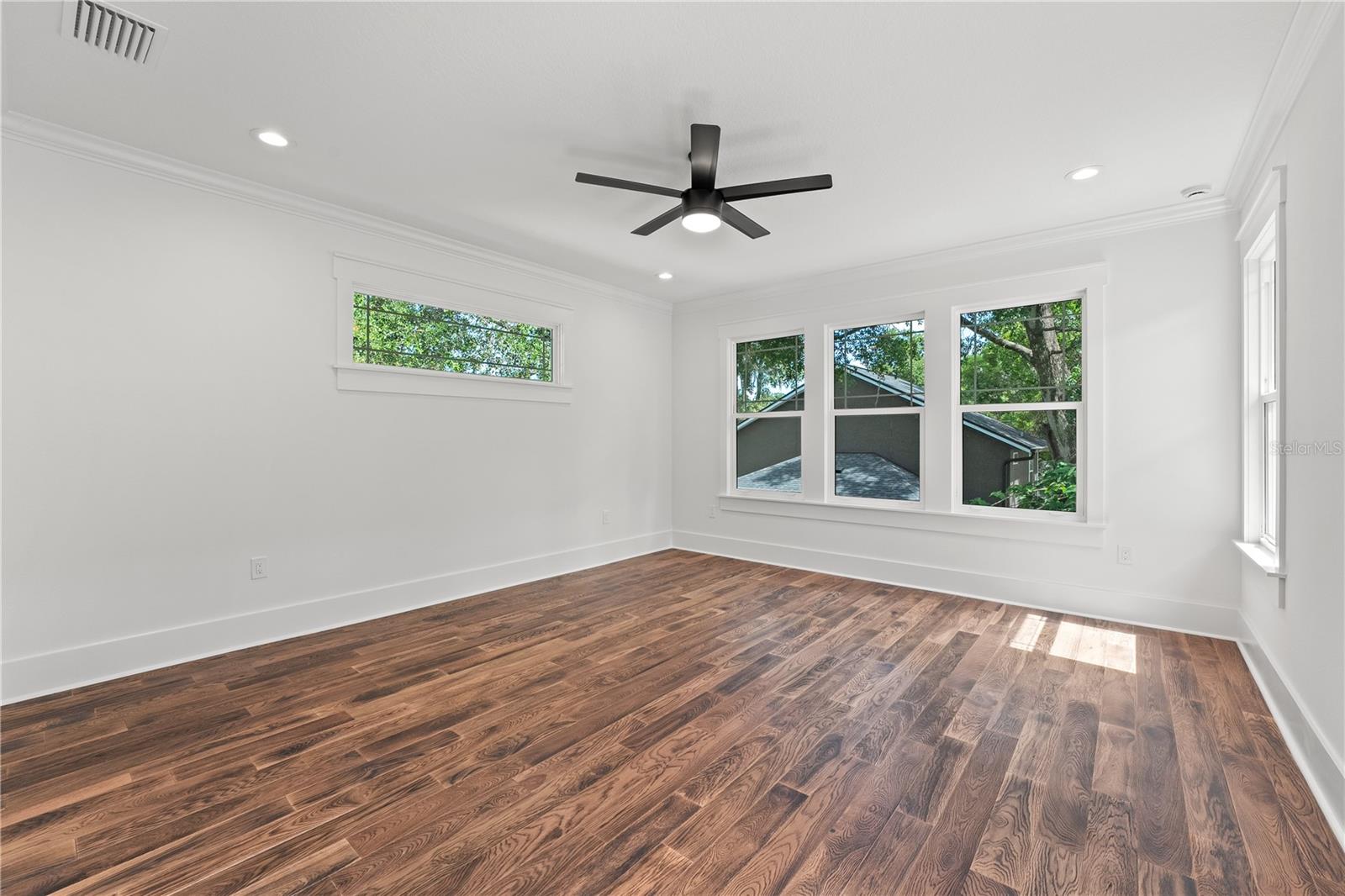 115 W HIAWATHA ST #1/2, TAMPA, FL, 33604