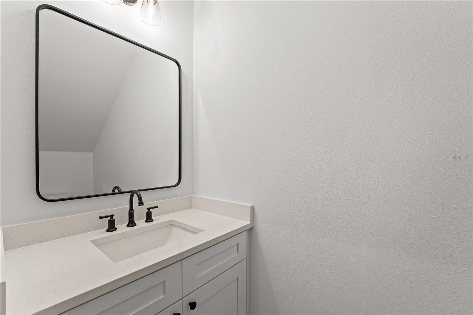 115 W HIAWATHA ST #1/2, TAMPA, FL, 33604