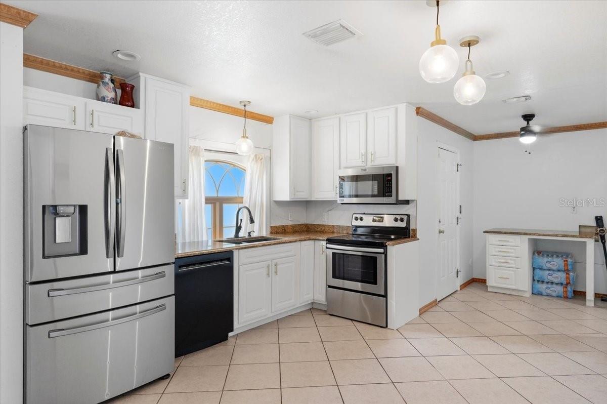 450 E POMELO ST, LAKE ALFRED, FL, 33850
