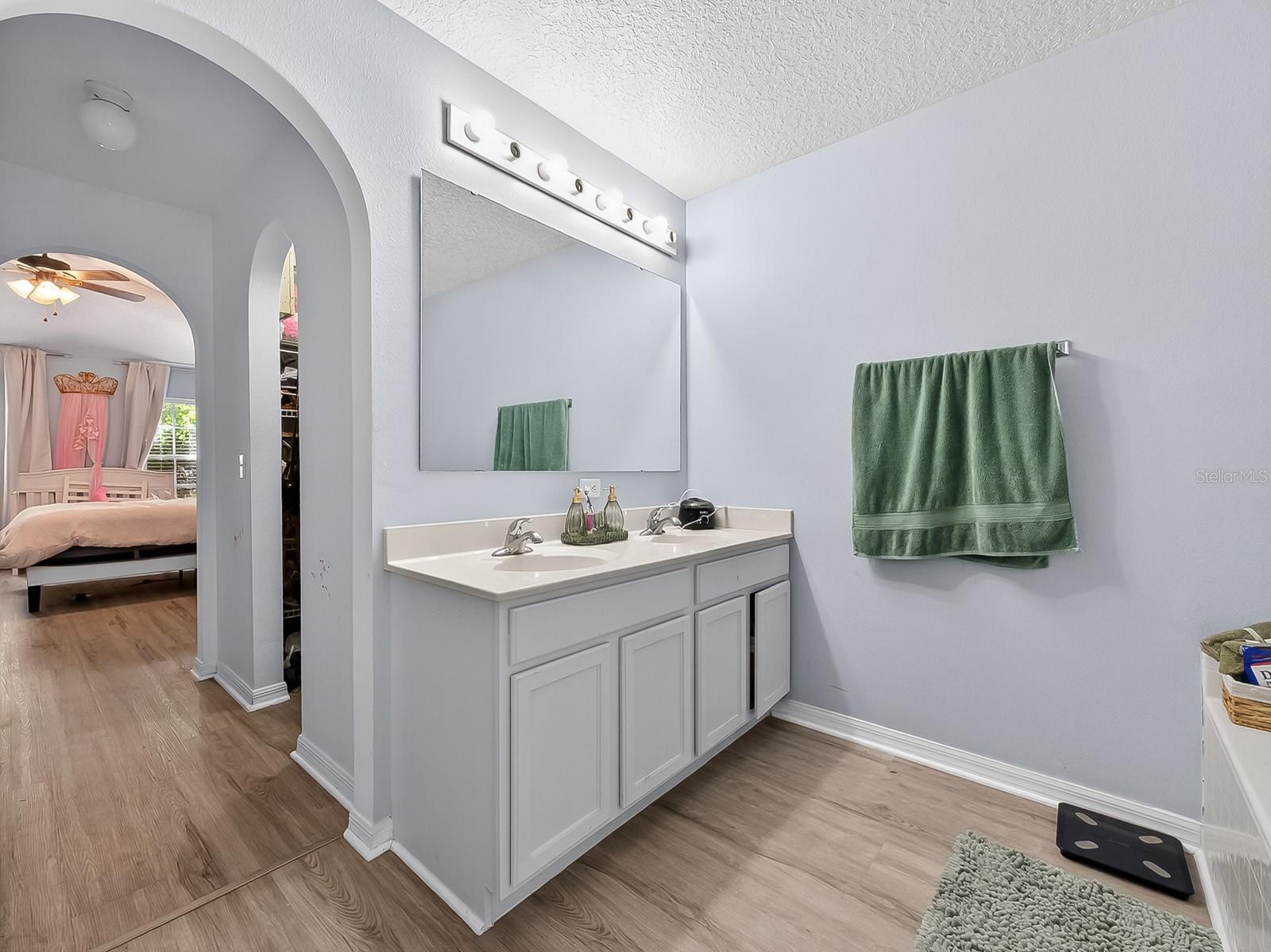 4020 SUNNY DAY WAY, KISSIMMEE, FL, 34744