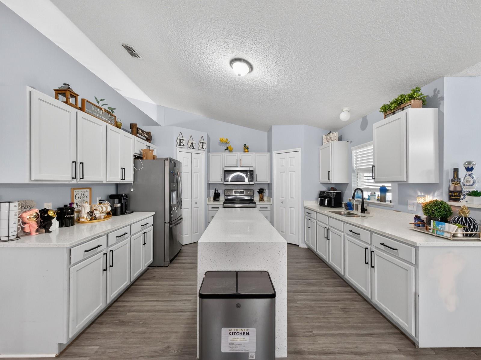4020 SUNNY DAY WAY, KISSIMMEE, FL, 34744