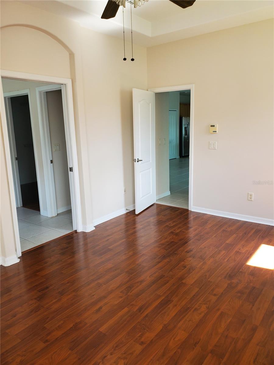 1029 MILLEBOURNE WAY, WESLEY CHAPEL, FL, 33543