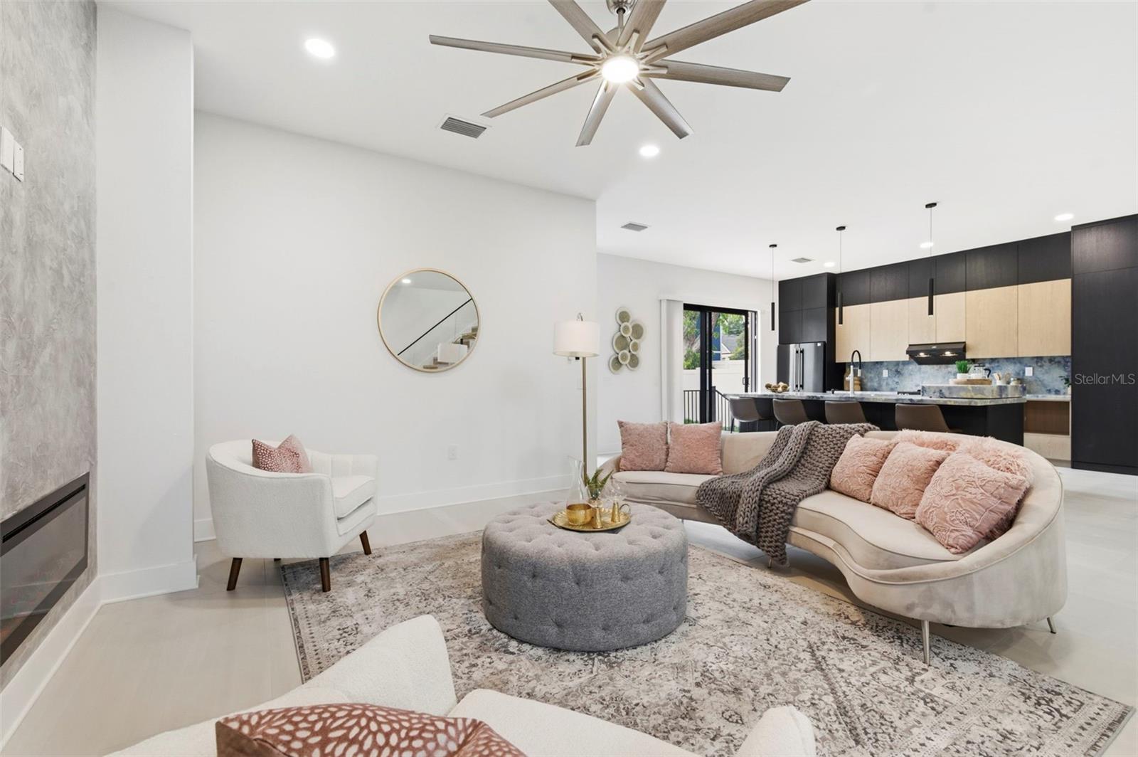 1090 MAIN ST, SAFETY HARBOR, FL, 34695