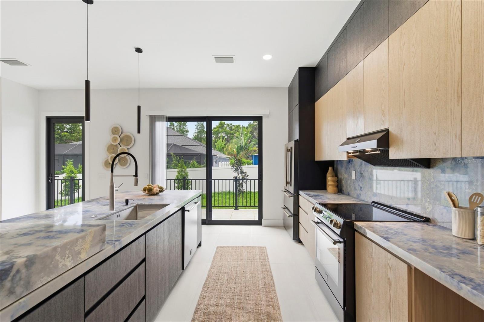 1090 MAIN ST, SAFETY HARBOR, FL, 34695