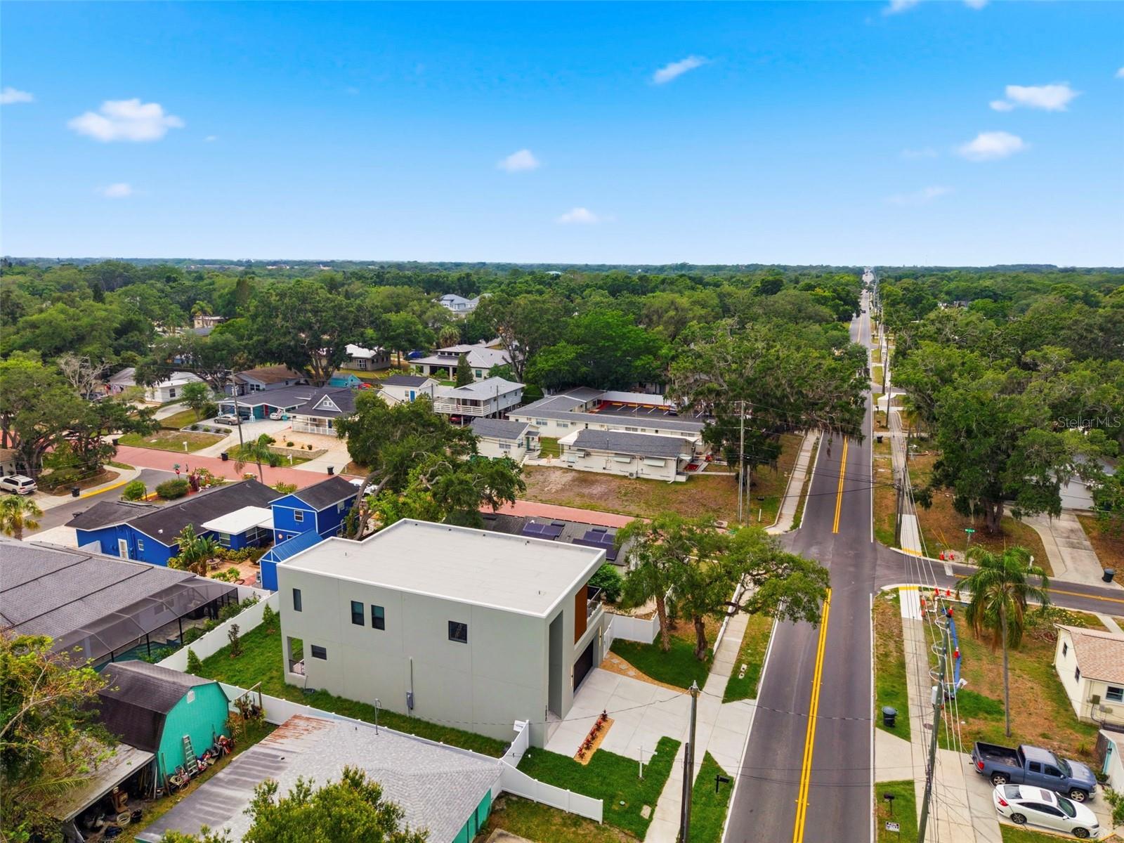 1090 MAIN ST, SAFETY HARBOR, FL, 34695