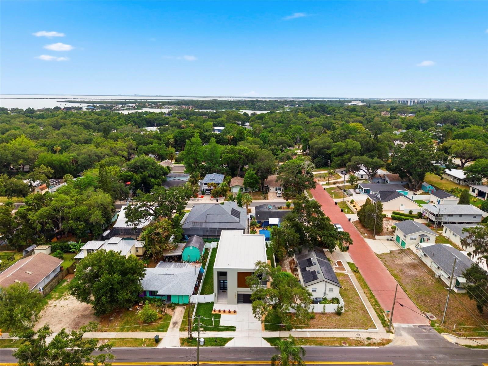1090 MAIN ST, SAFETY HARBOR, FL, 34695