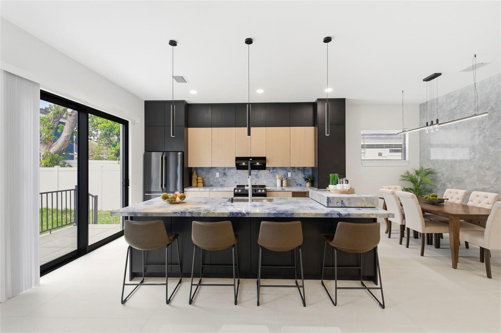 1090 MAIN ST, SAFETY HARBOR, FL, 34695