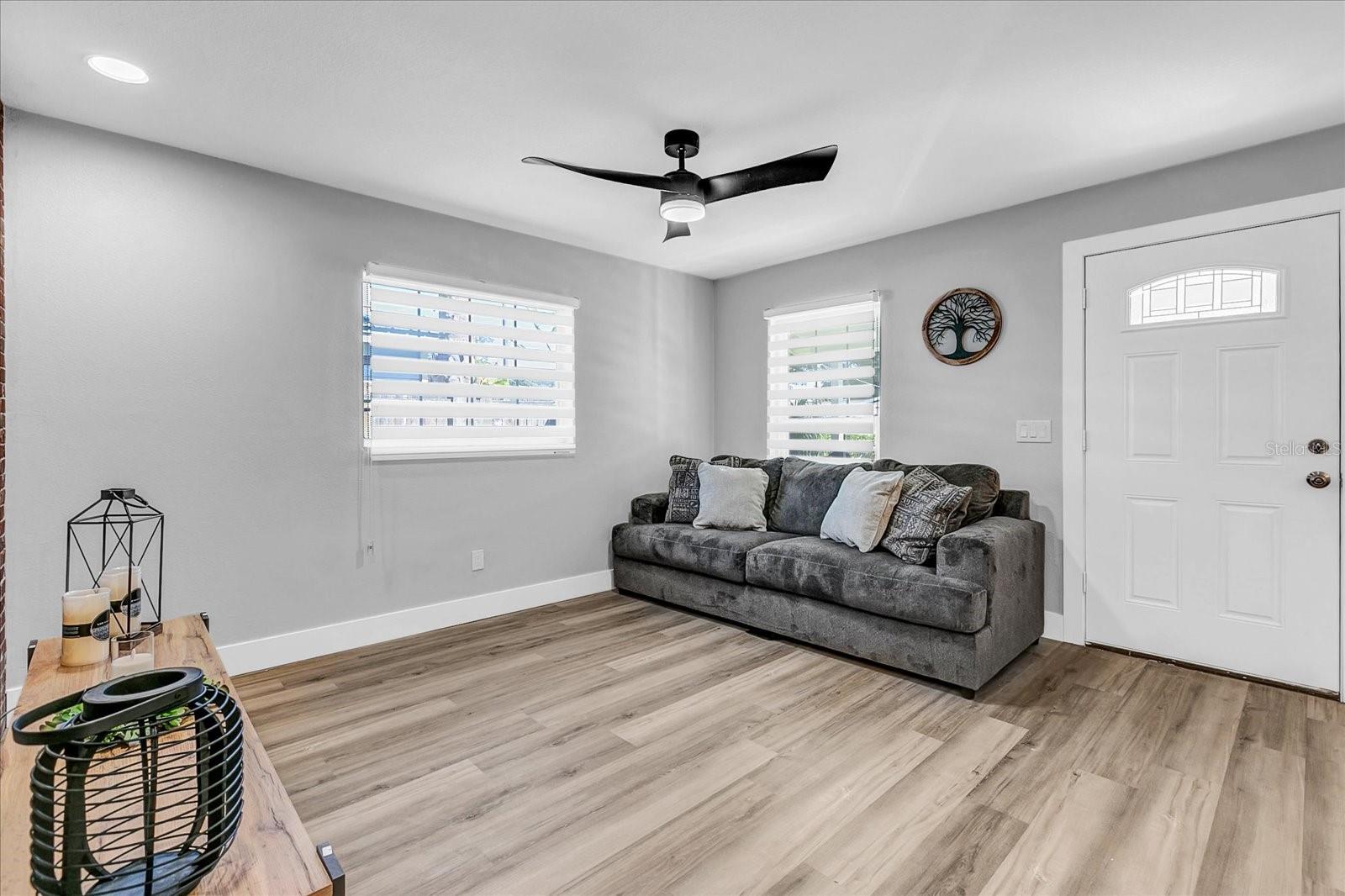 6711 S CORTEZ ST, TAMPA, FL, 33616