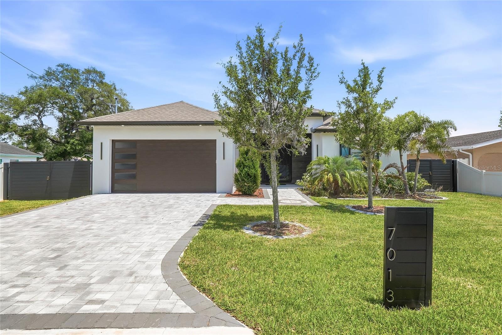 7013 N CLEARVIEW AVE, TAMPA, FL, 33614