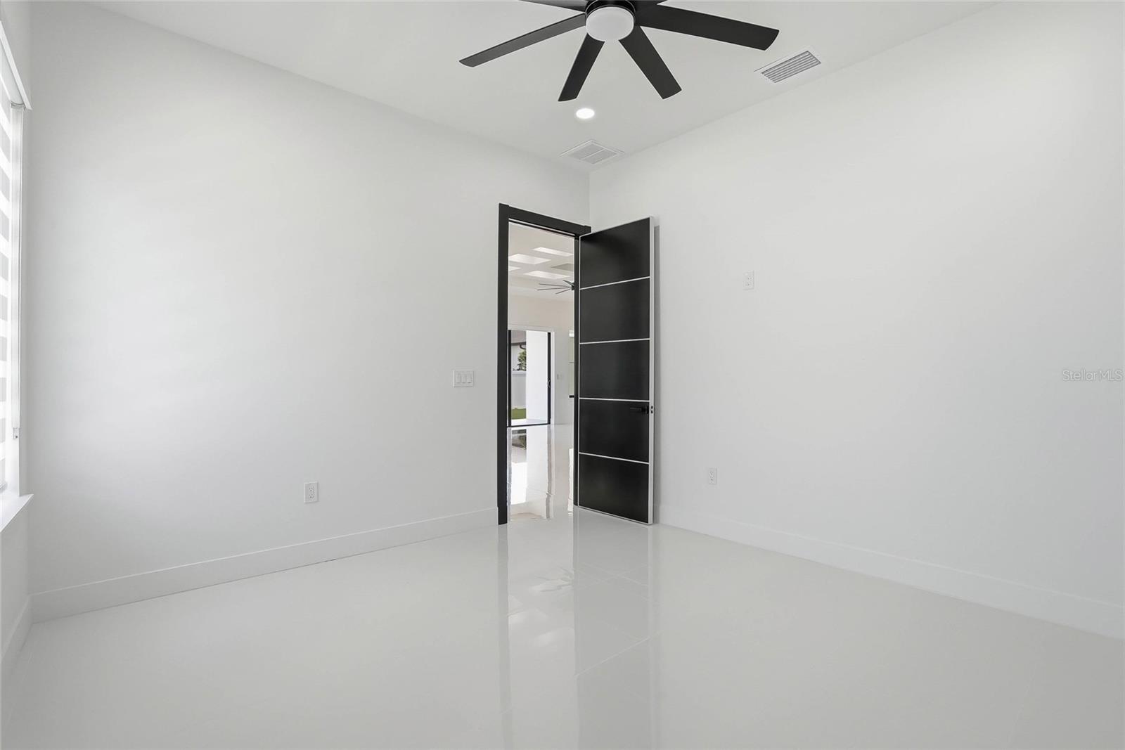 7013 N CLEARVIEW AVE, TAMPA, FL, 33614