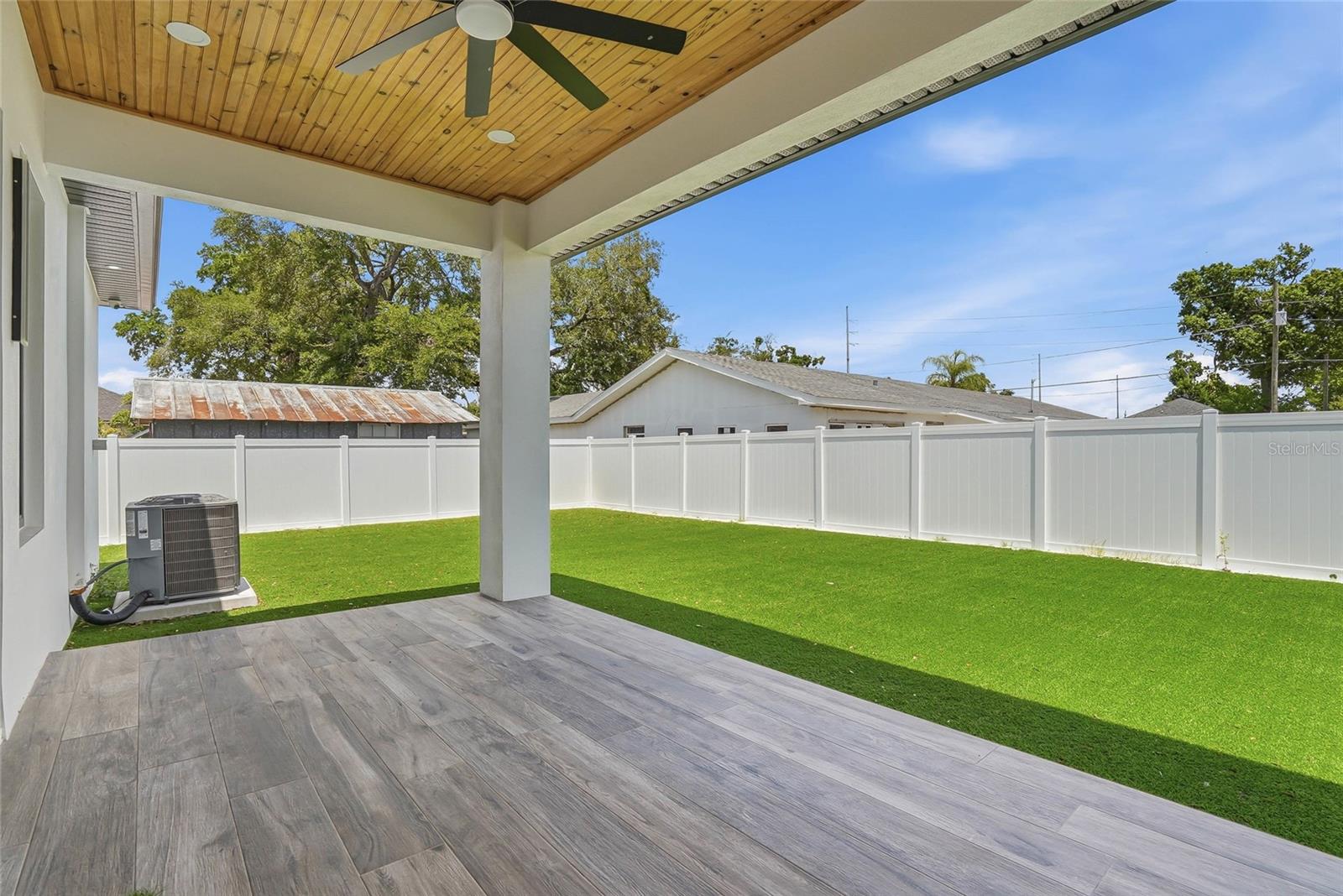 7013 N CLEARVIEW AVE, TAMPA, FL, 33614