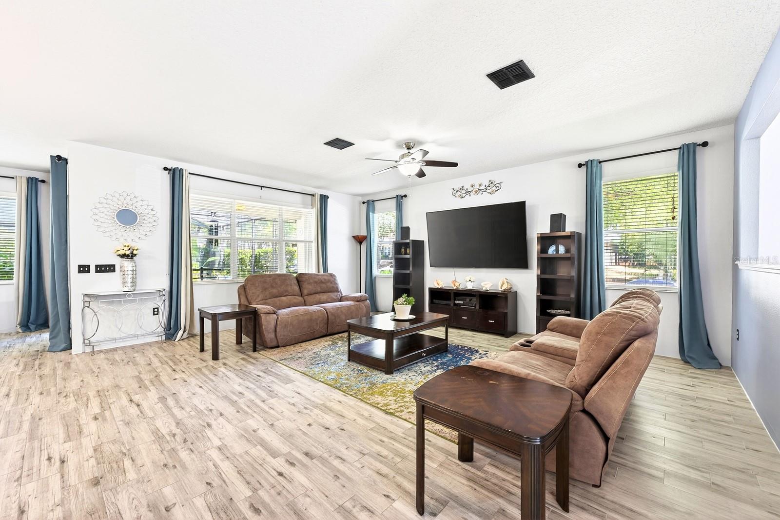 2407 PARKSIDE MEADOW DR, APOPKA, FL, 32712