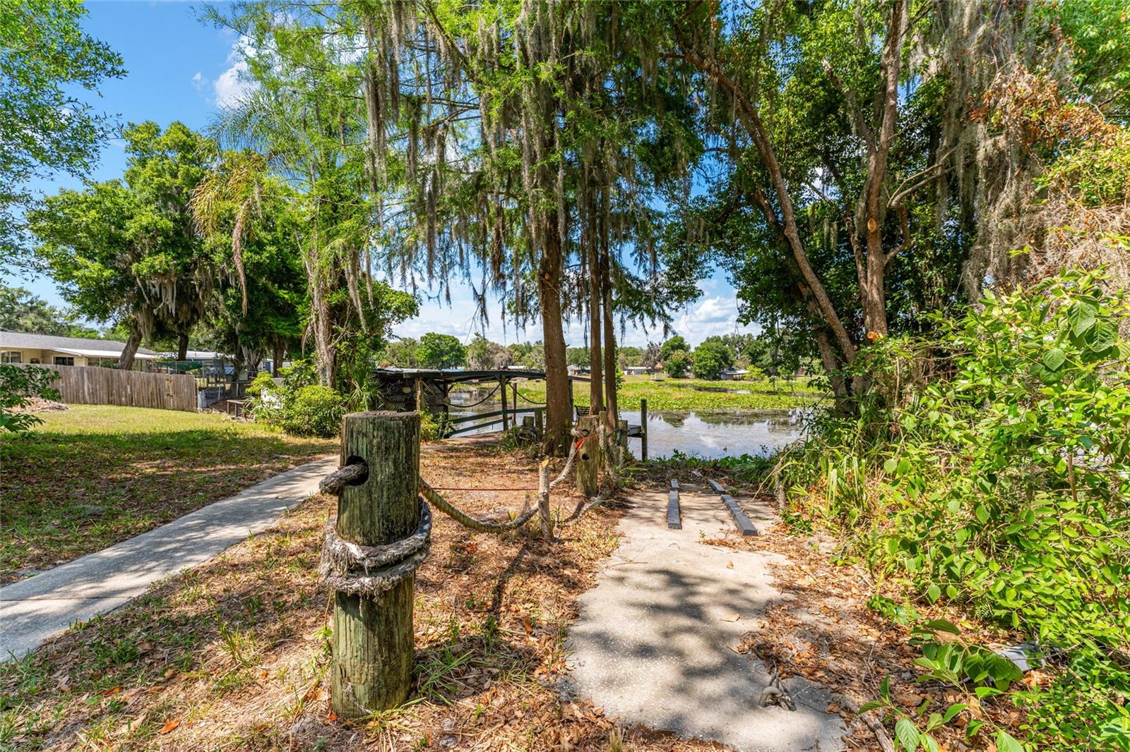 927 S VAL DR, INVERNESS, FL, 34450