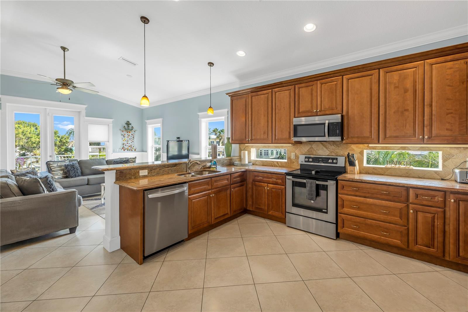 105 4TH ST S, BRADENTON BEACH, FL, 34217